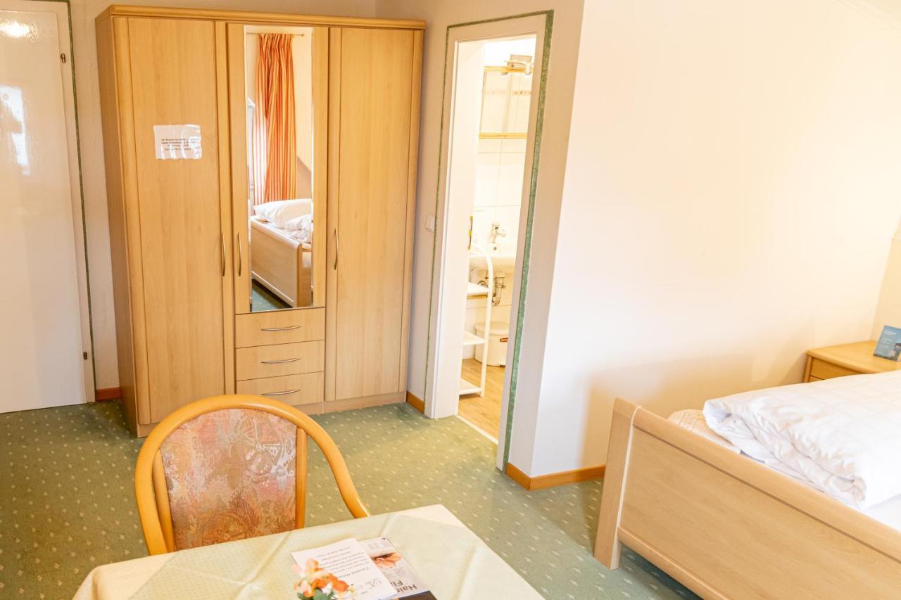 Hotel Der Seehof ハウツェンベルク エクステリア 写真