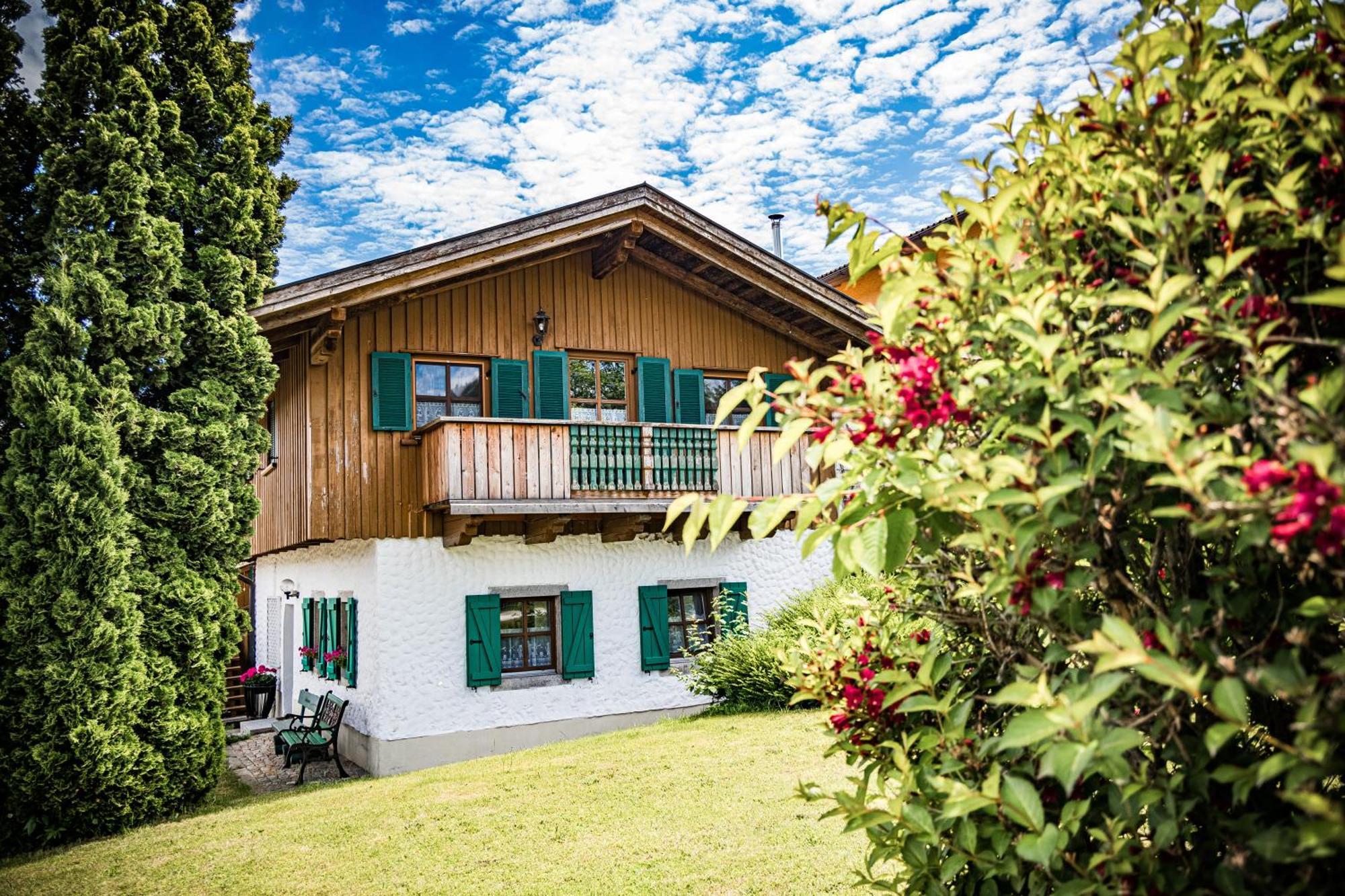 Hotel Der Seehof ハウツェンベルク エクステリア 写真