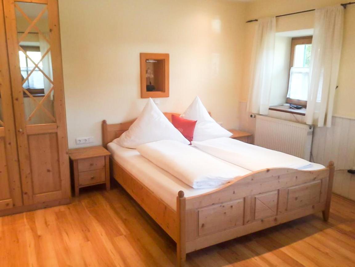 Hotel Der Seehof ハウツェンベルク エクステリア 写真