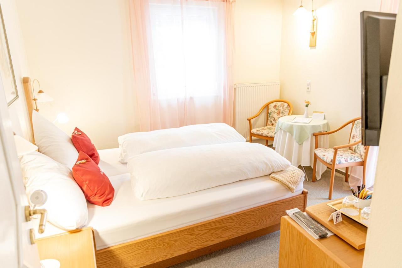 Hotel Der Seehof ハウツェンベルク エクステリア 写真