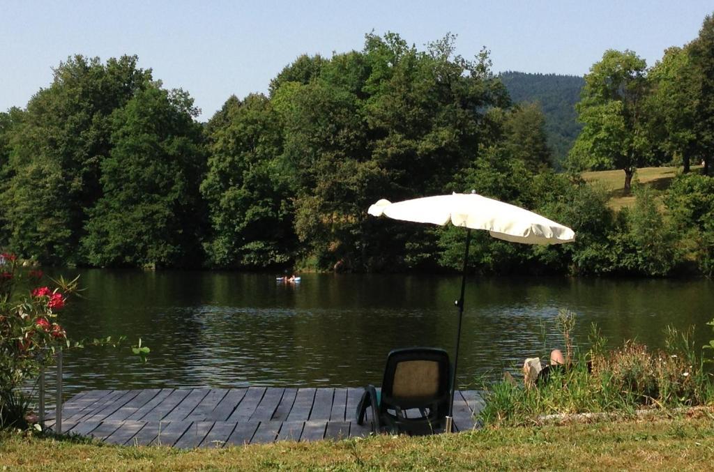 Hotel Der Seehof ハウツェンベルク エクステリア 写真